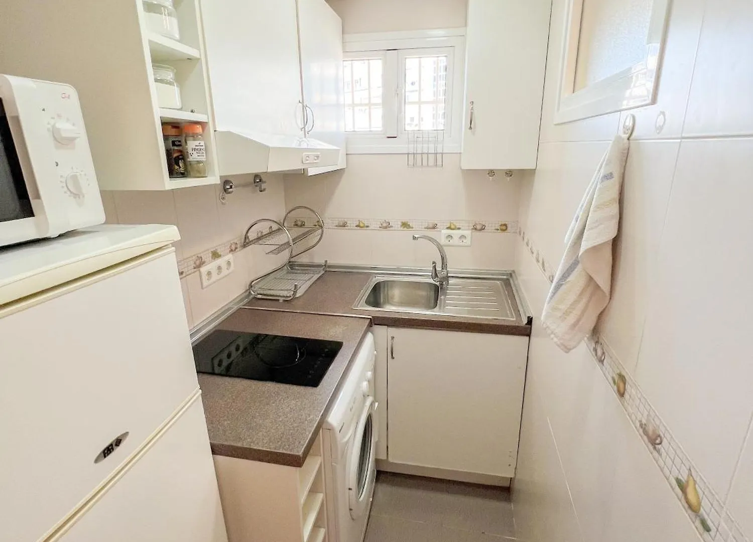 Cozy & Bright Flat Torremolinos Centre Apartment